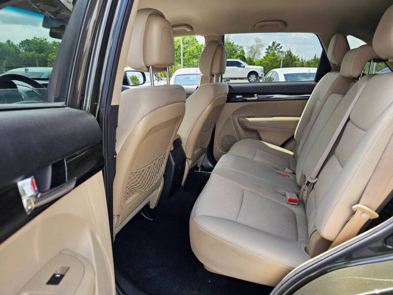 2011 Kia Sorento LX