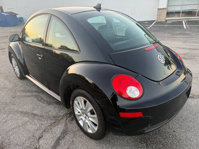 2010 Volkswagen New Beetle Base PZEV