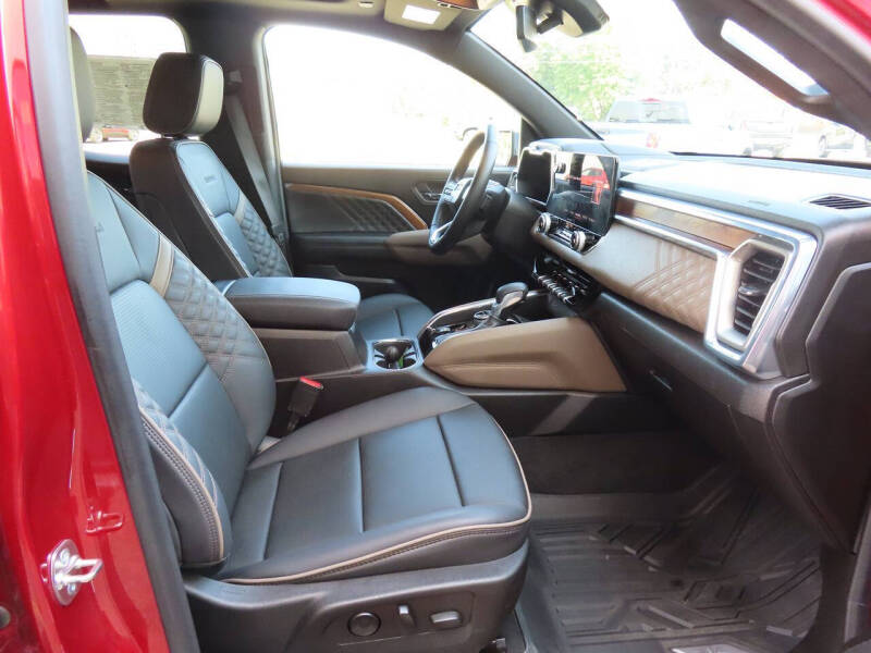 2024 GMC Canyon Denali