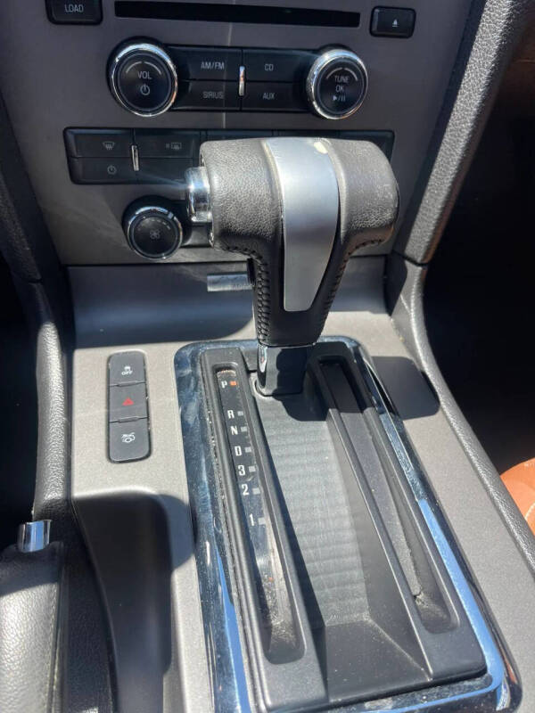2012 Ford Mustang V6 Premium
