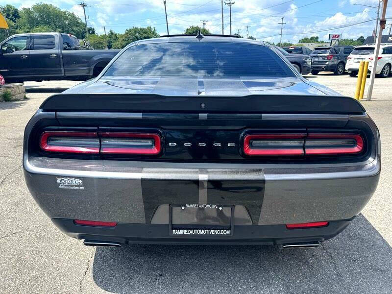 2016 Dodge Challenger R/T Scat Pack
