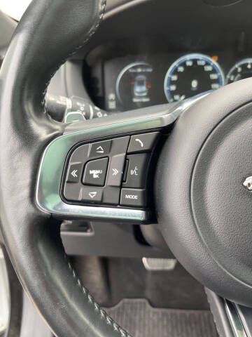 2018 Jaguar F-PACE S