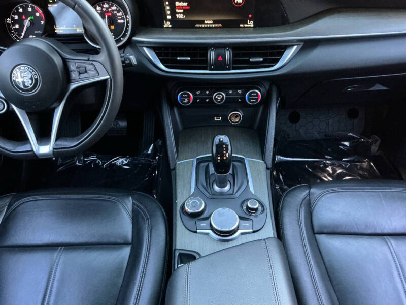 2019 Alfa Romeo Stelvio Ti