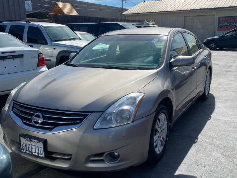 2012 Nissan Altima for sale at River City Auto Sales Inc in West Sacramento CA