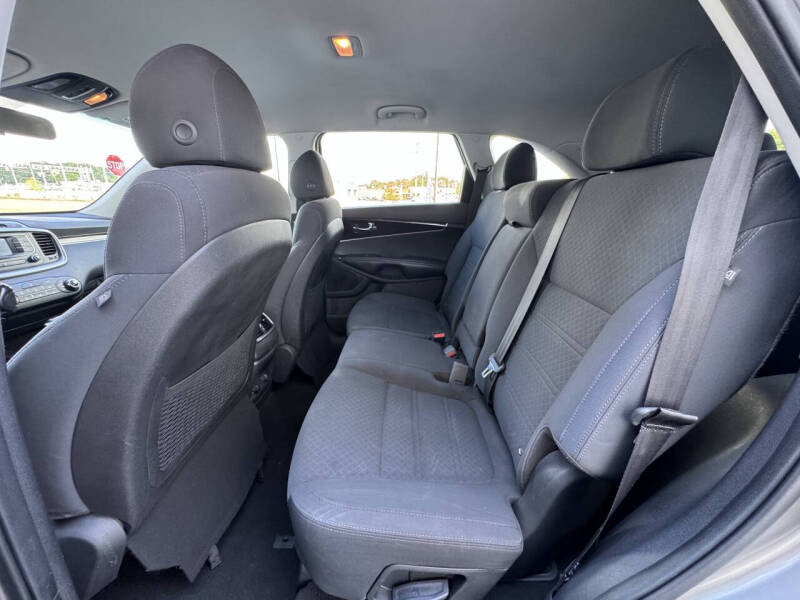 2018 Kia Sorento LX V6