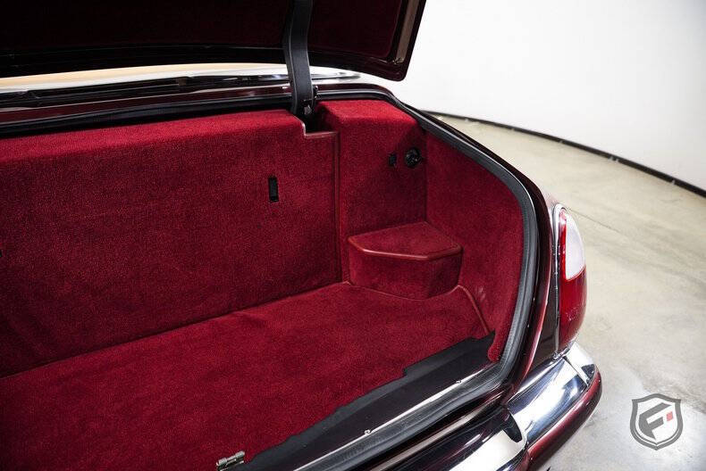 2001 Rolls-Royce Corniche