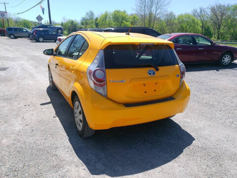2014 Toyota Prius c Two