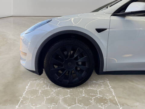 2020 Tesla Model Y Long Range