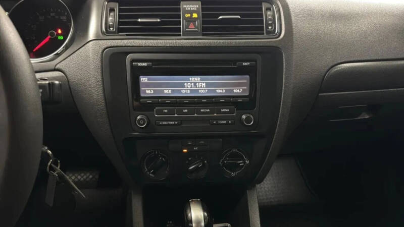 2015 Volkswagen Jetta