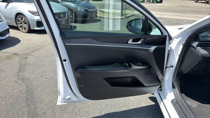 2021 Kia K5