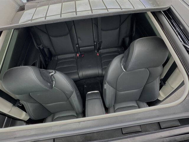 2024 Genesis GV70 2.5T Standard