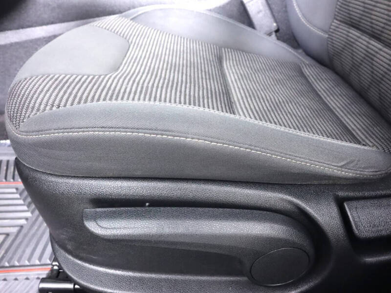 2020 Kia Niro LX