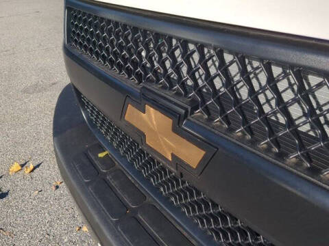 2025 Chevrolet Express 2500