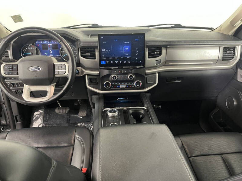 2023 Ford Expedition MAX XLT