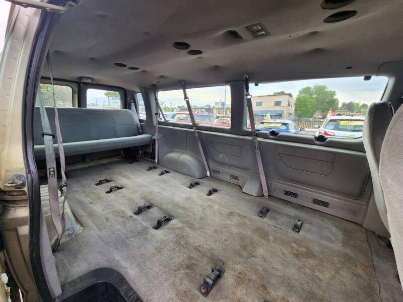 1999 Ford E-350