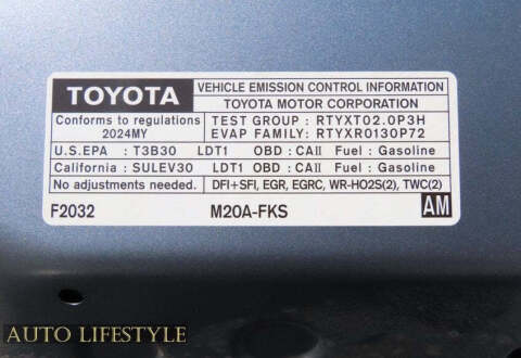 2024 Toyota Corolla Cross XLE