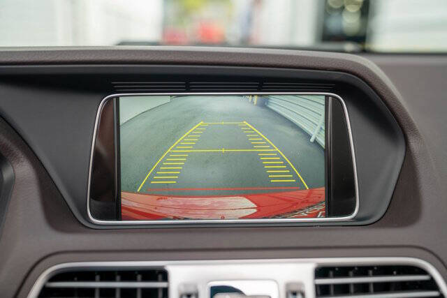 2016 Mercedes-Benz E-Class 23