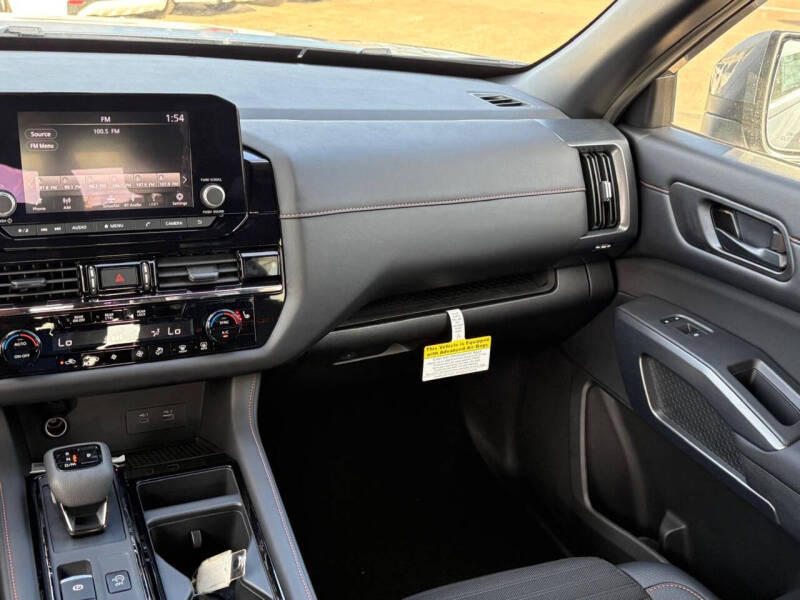 2025 Nissan Pathfinder Rock Creek