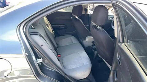 2013 Chevrolet Sonic LS Auto