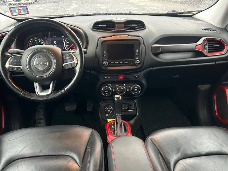 2017 Jeep Renegade Trailhawk