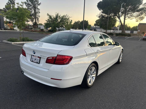 2013 BMW 5 Series 528i