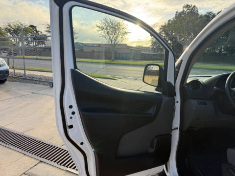 2021 Nissan NV200 S