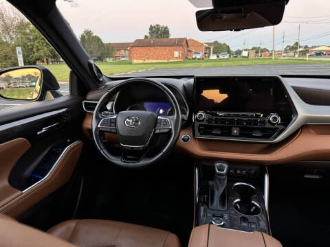 2021 Toyota Highlander Platinum