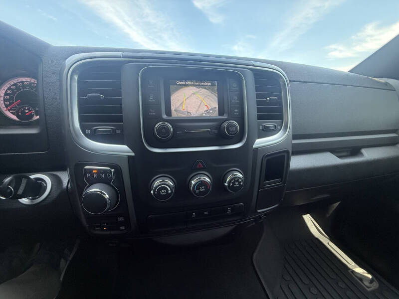 2024 RAM 1500 Classic SLT