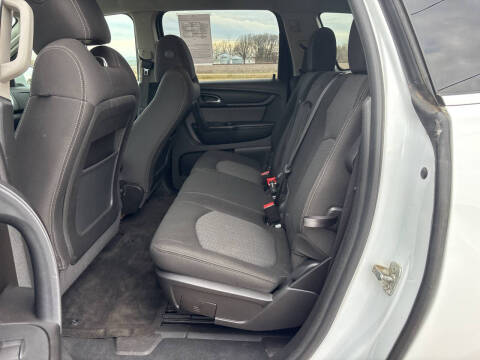 2017 Chevrolet Traverse LT