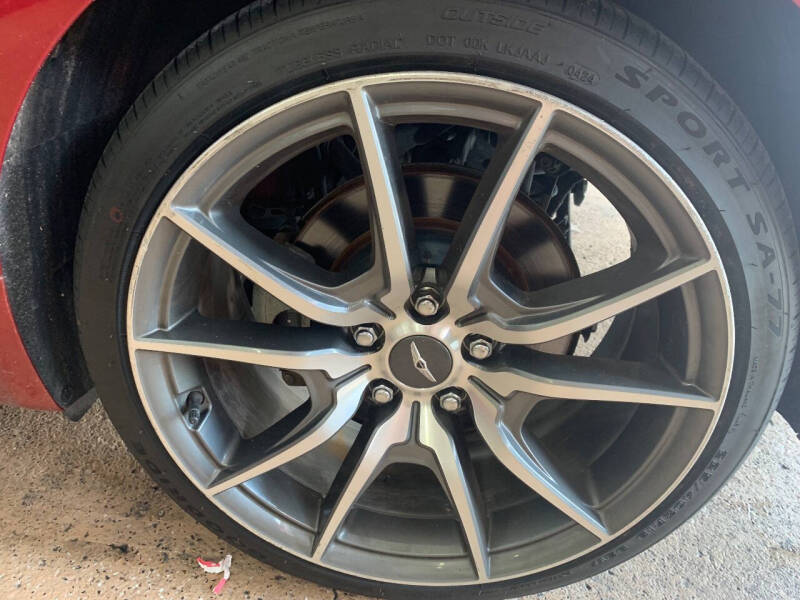 2023 Genesis G70 2.0T