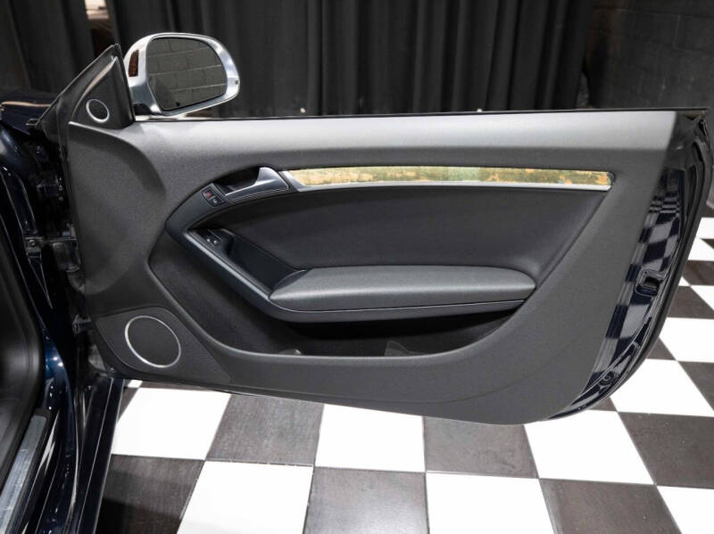 2009 Audi S5 quattro