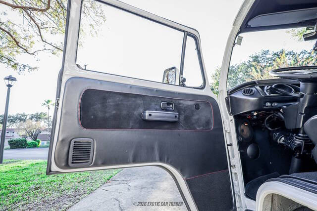 2013 Volkswagen Type 2