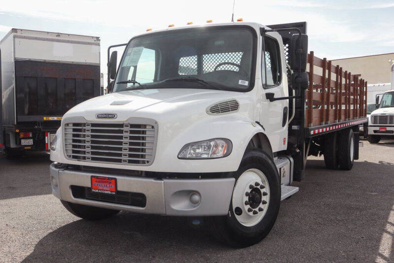 2019 Freightliner M2 106