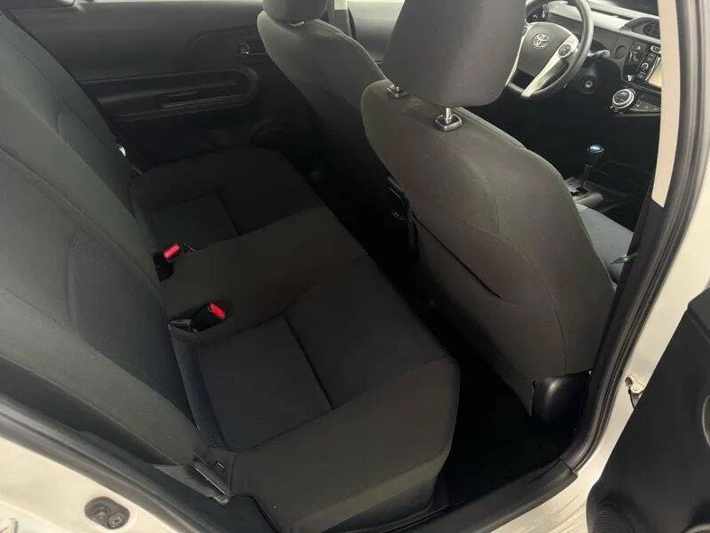 2015 Toyota Prius c