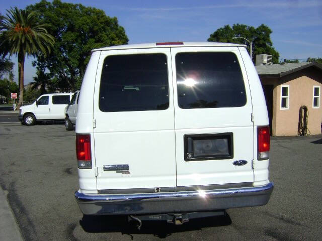 2007 Ford E-Series E-350 SD XLT
