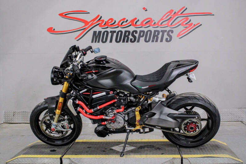 2021 Ducati Monster 1200