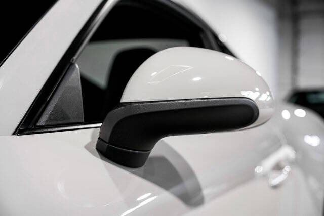 2018 Porsche 911 Carrera GTS