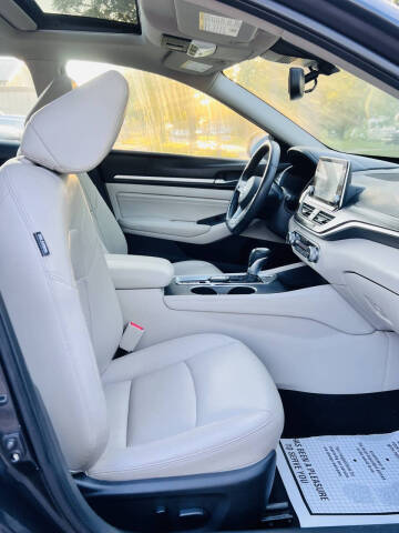 2019 Nissan Altima 2.5 Platinum