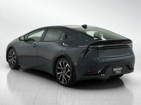 2025 Toyota Prius Plug-in Hybrid