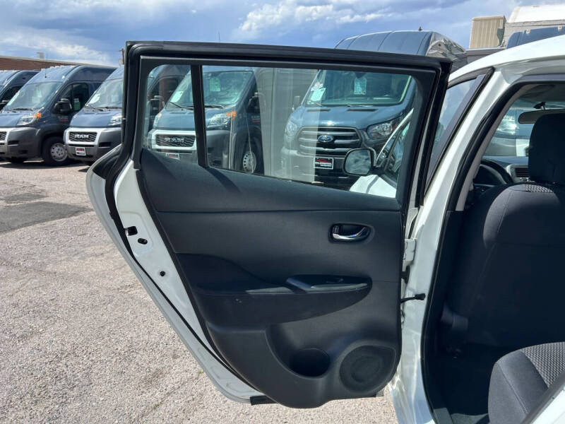 2015 Nissan LEAF