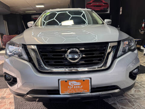 2017 Nissan Pathfinder SV