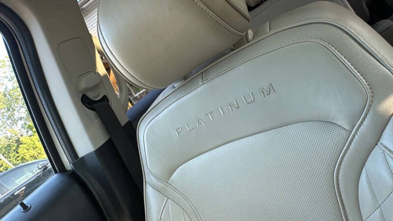 2016 Ford Explorer Platinum