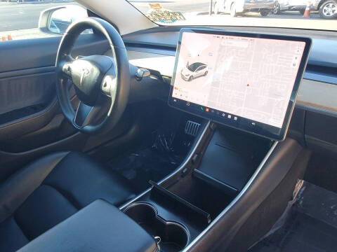 2019 Tesla Model 3 Standard Range Plus