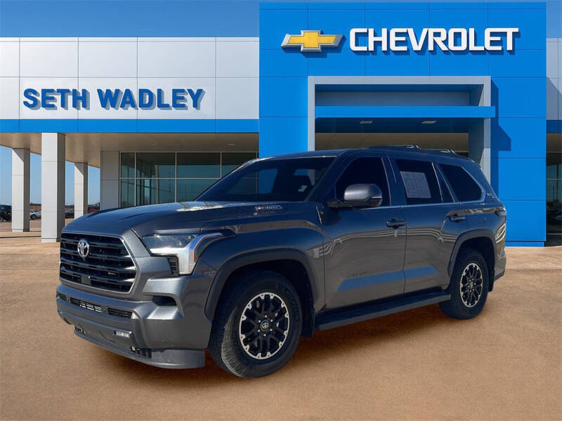 2025 Toyota Sequoia SR5