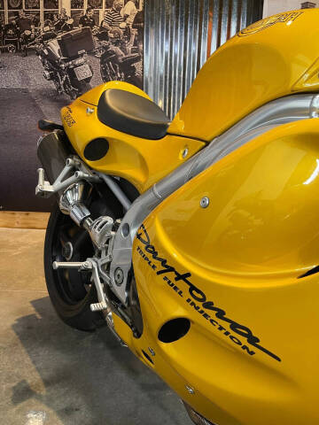 2001 Triumph DAYTONA T595