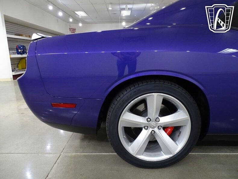 2010 Dodge Challenger SRT8