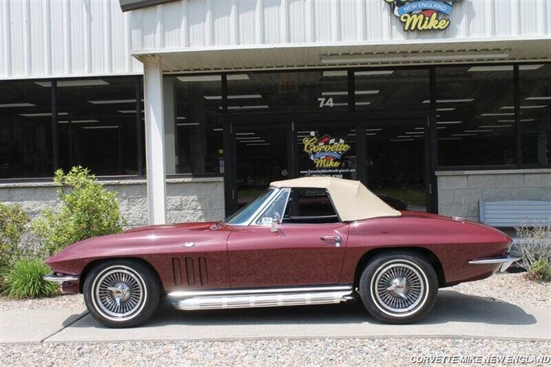 1965 Chevrolet Corvette 4