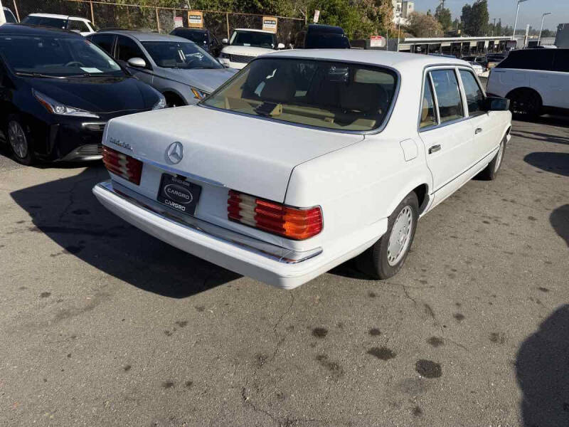 1991 Mercedes-Benz 560-Class 560 SEL