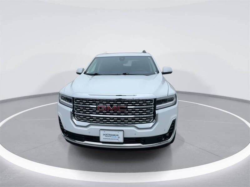 2022 GMC Acadia Denali