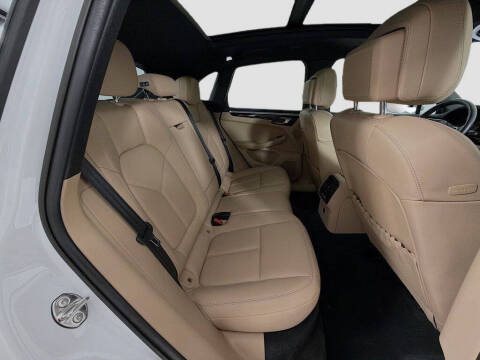 2023 Porsche Macan
